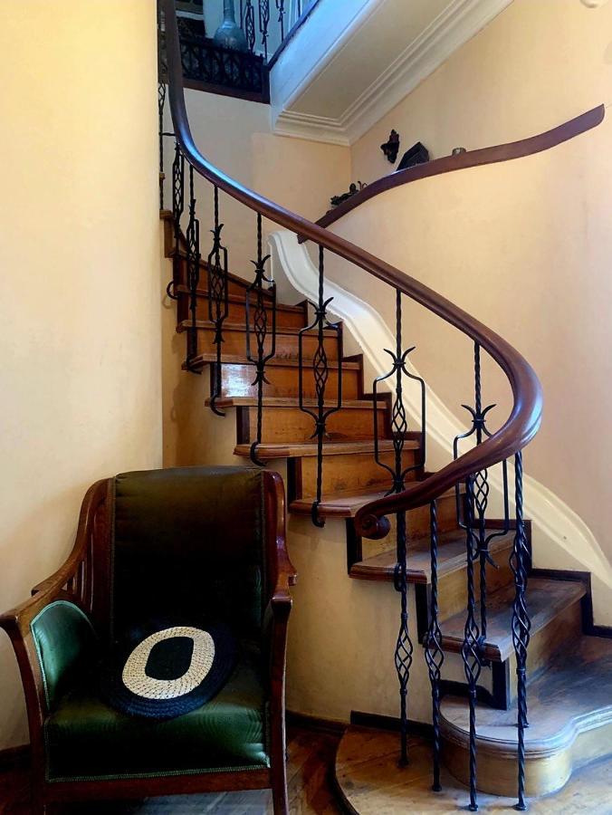 Polonia Tbilisi House Hotel ภายนอก รูปภาพ