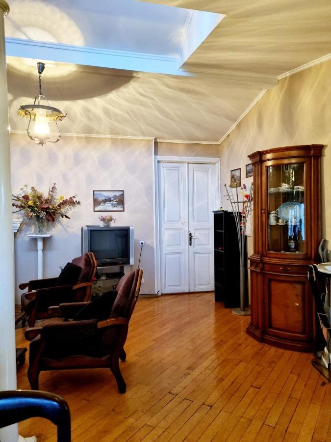 Polonia Tbilisi House Hotel ภายนอก รูปภาพ