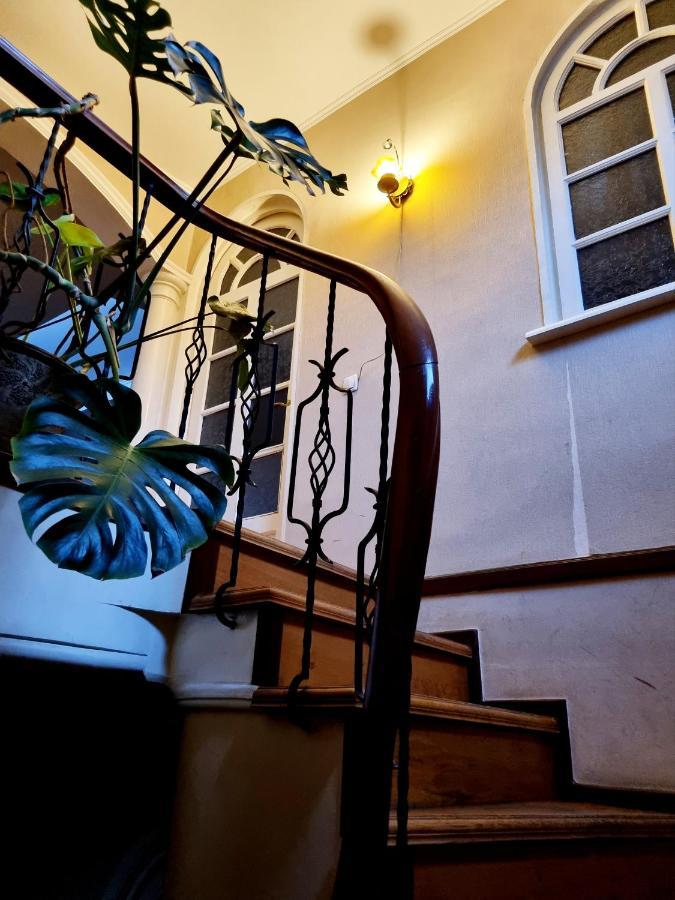 Polonia Tbilisi House Hotel ภายนอก รูปภาพ